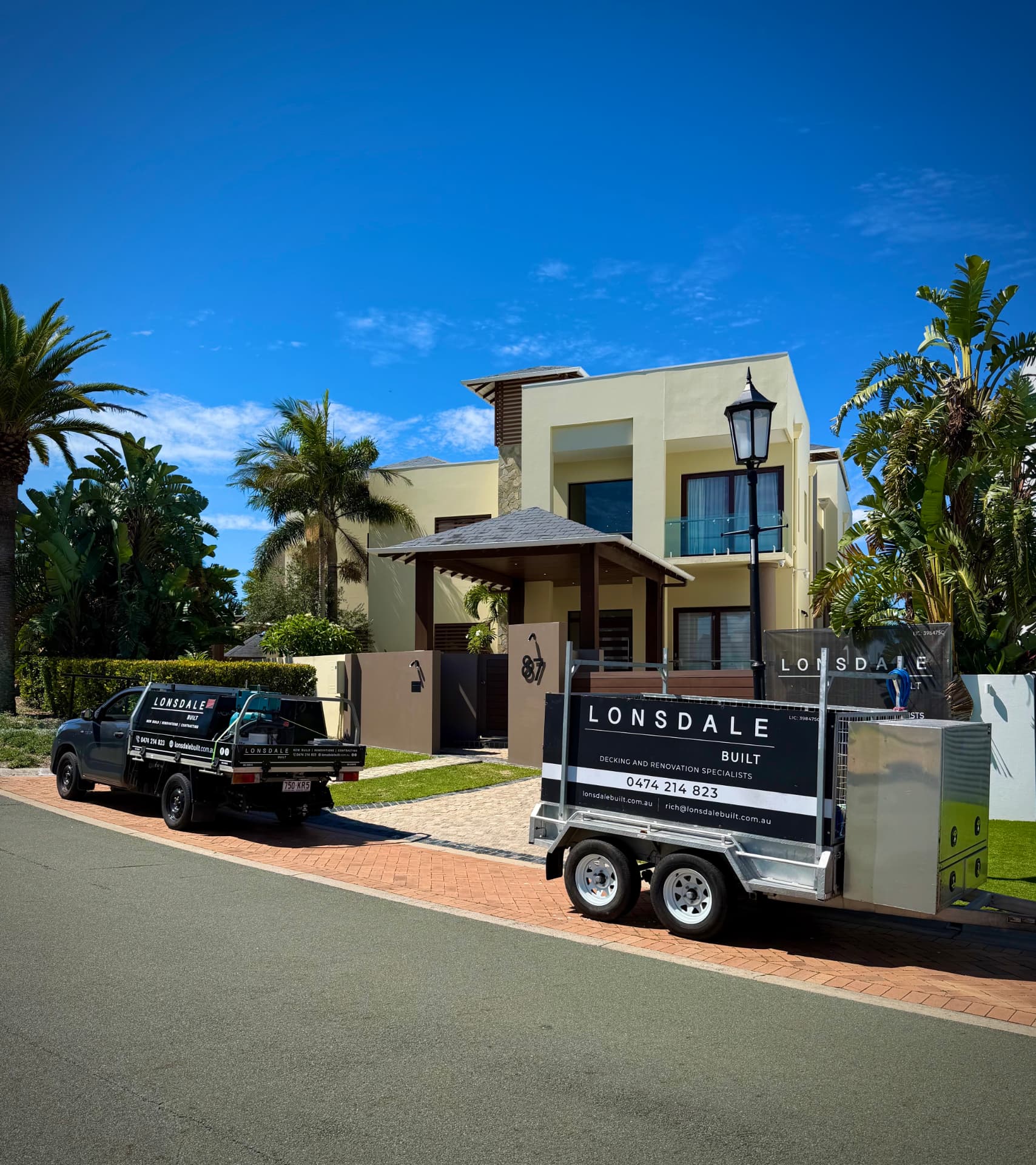 Lonsdale Building ute and trailer on site at a premium residence